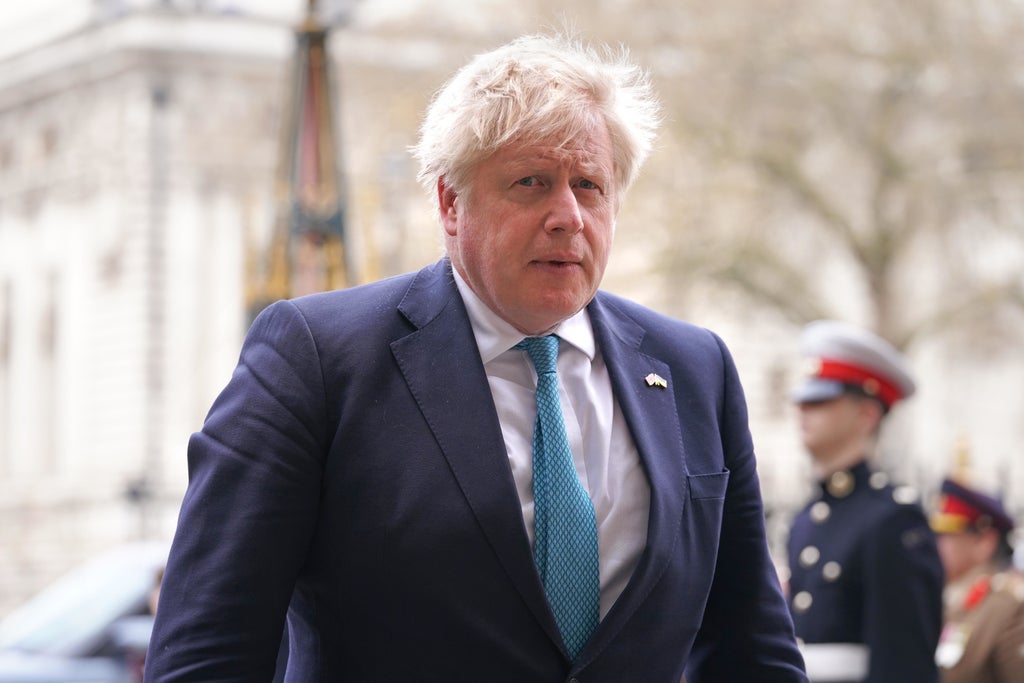 boris-johnson-facing-calls-for-resignation-as-police-confirm-20-fines-in-partygate-scandal