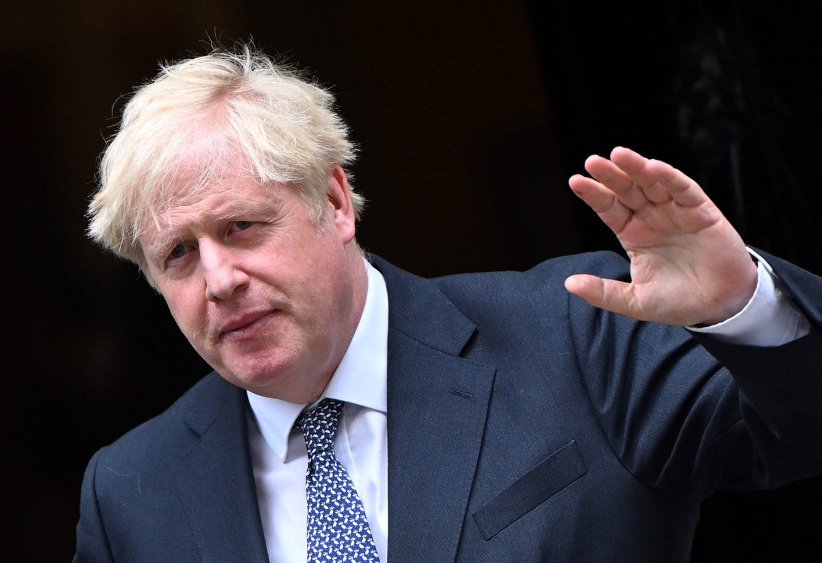 boris-johnson-resigns-–-live:-pm-set-to-quit-in-speech-outside-no-10