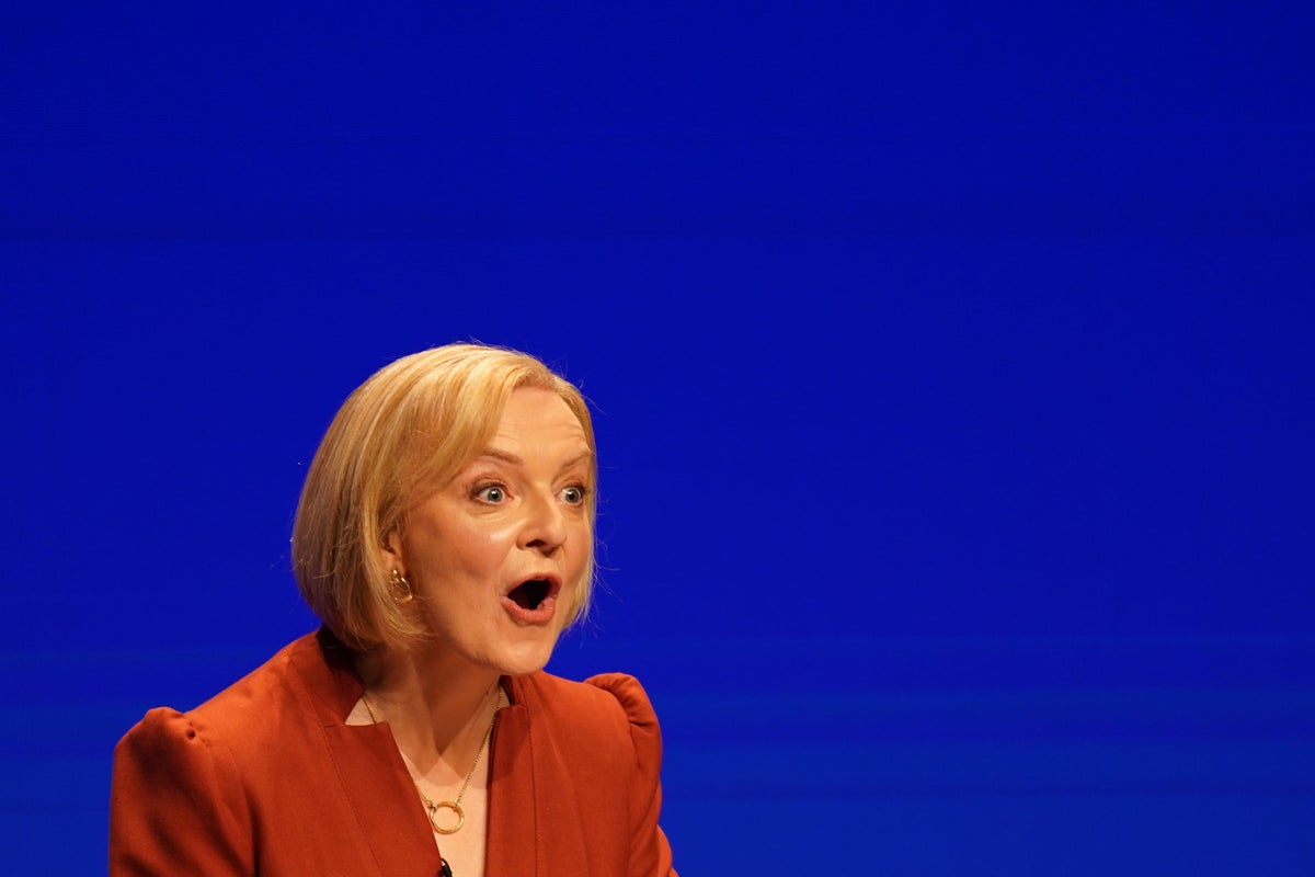 liz-truss-news-–-live:-pm-to-call-for-united-front-on-russia-after-‘orwellian’-conference-speech