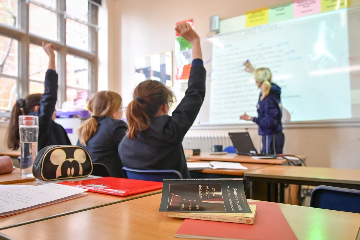 ‘most-state-schools-to-shut-doors-for-several-days-if-teachers-vote-in-favour-of-strike-action’