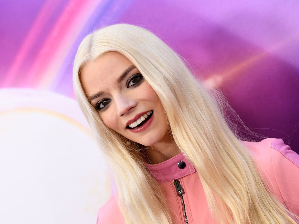 anya-taylor-joy-says-she-learnt-english-from-school-of-rock-after-video-of-her-speaking-spanish-goes-viral