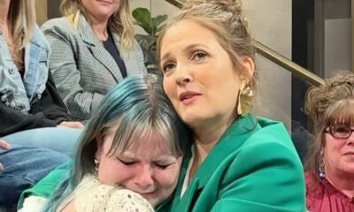 drew-barrymore-stops-show-to-comfort-crying-audience-member