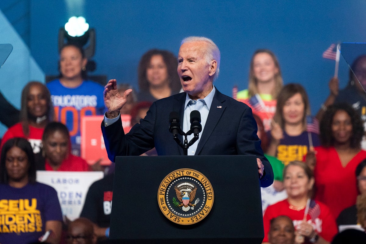 white-house-attempts-to-explain-biden’s-‘god-save-the-queen’-remark