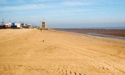 girl,-15,-dies-after-being-pulled-from-sea-at-cleethorpes-beach