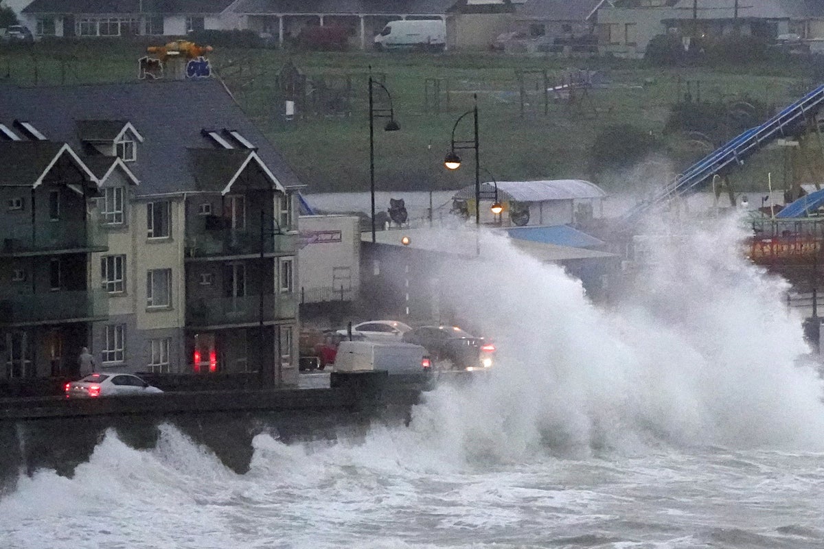 storm-betty-leaves-tens-of-thousands-without-power-as-winds-and-rain-batter-uk