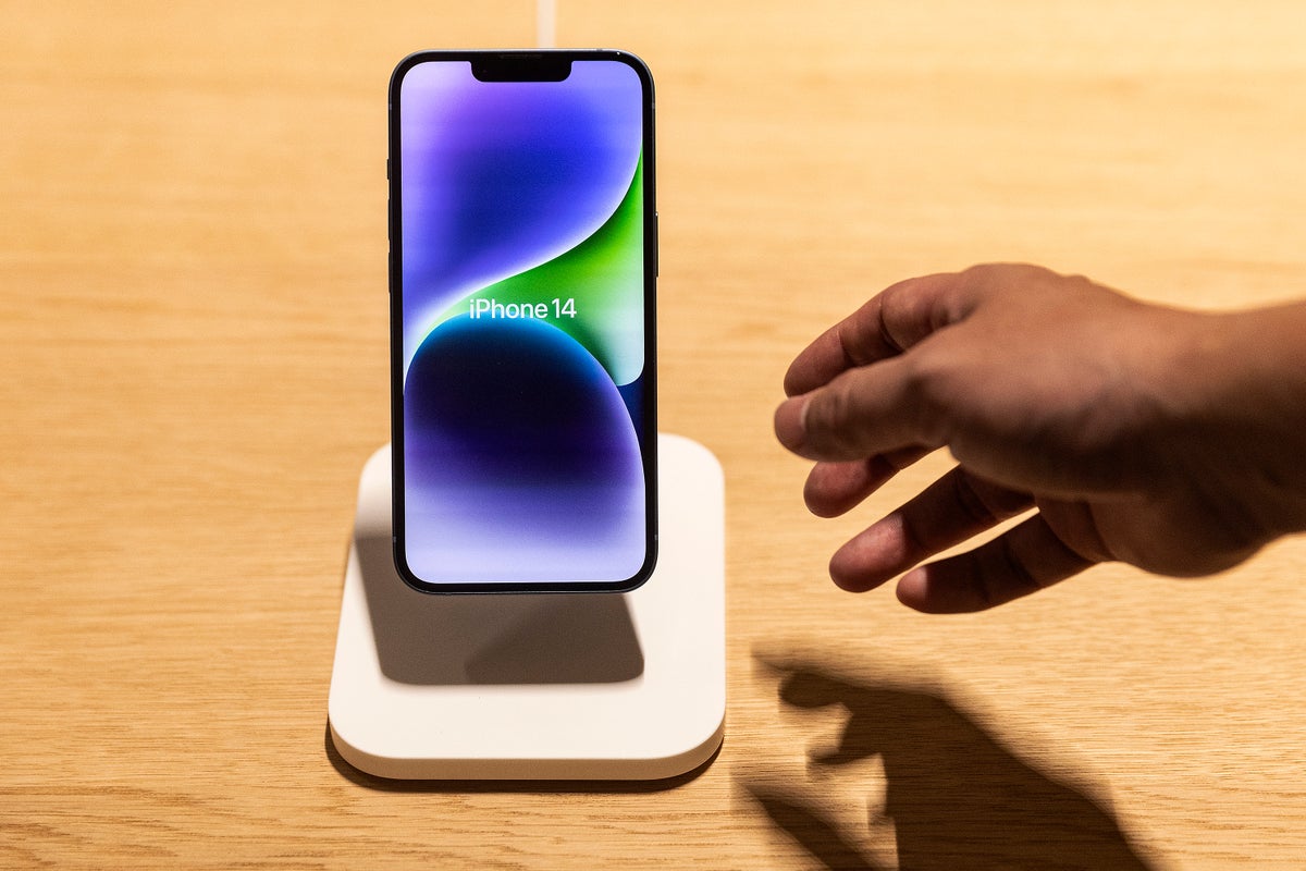 apple-event-–-live:-iphone-15-to-bring-new-charging-port-and-high-price-as-watch-and-airpods-update-expected