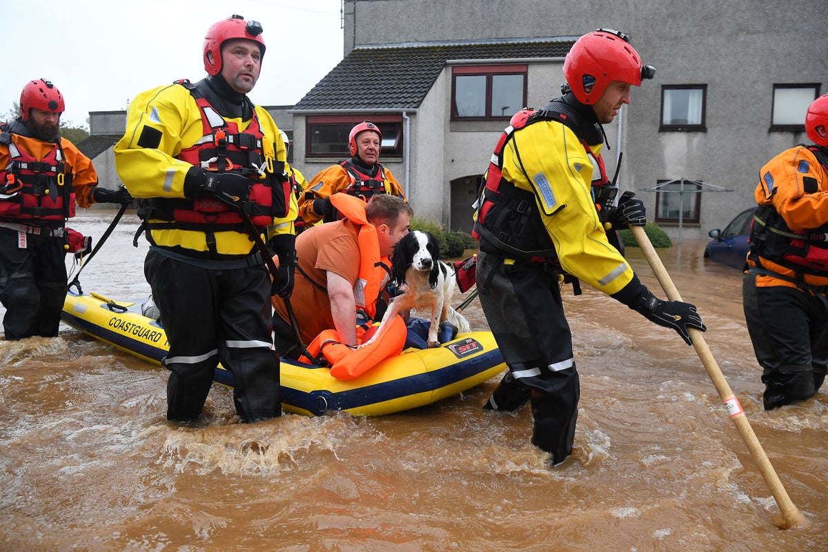 storm-babet-–-live:-death-toll-rises-to-six-as-floods-cause-chaos