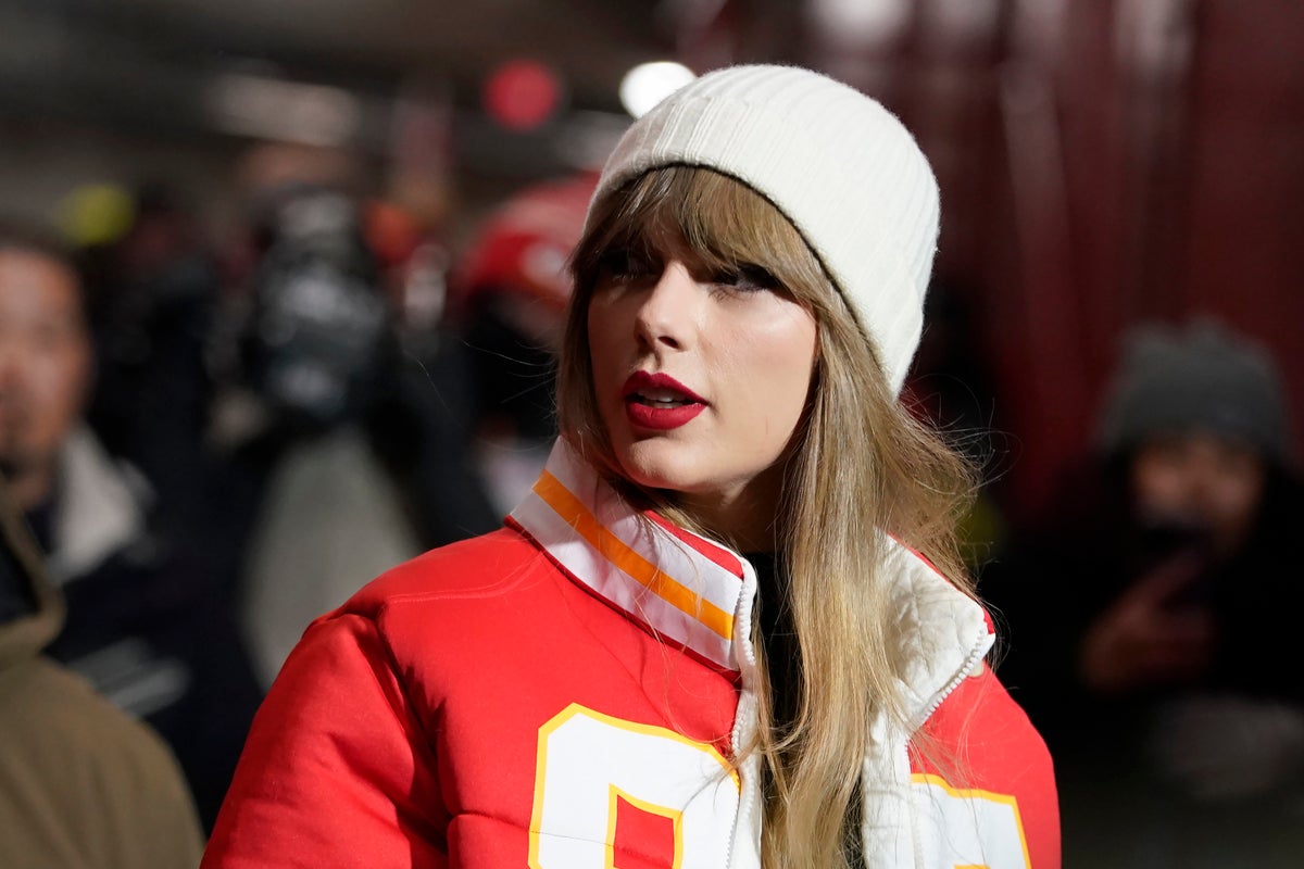 taylor-swift-can-make-it-to-the-super-bowl-from-japan.-just