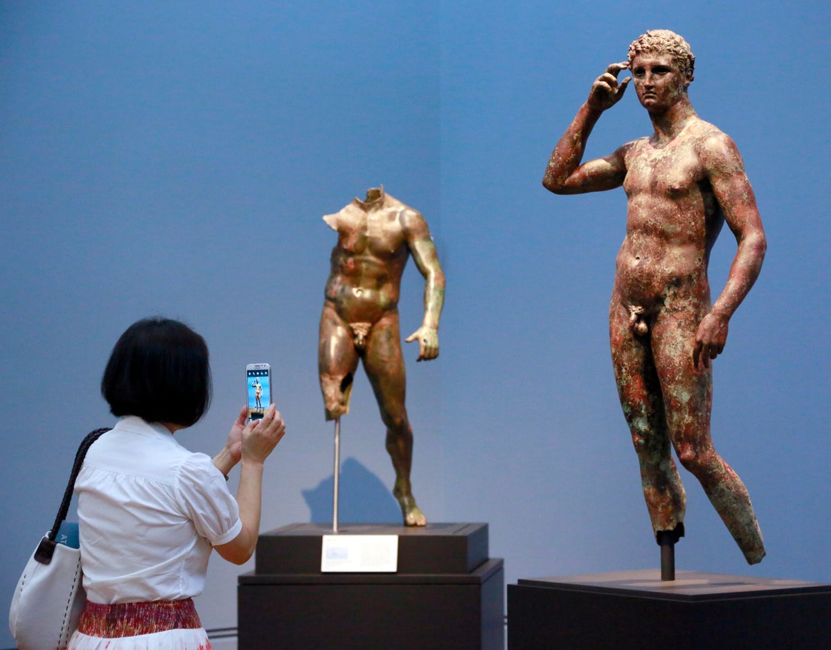 european-court-upholds-italy’s-right-to-seize-prized-greek-bronze-from-getty-museum,-rejects-appeal