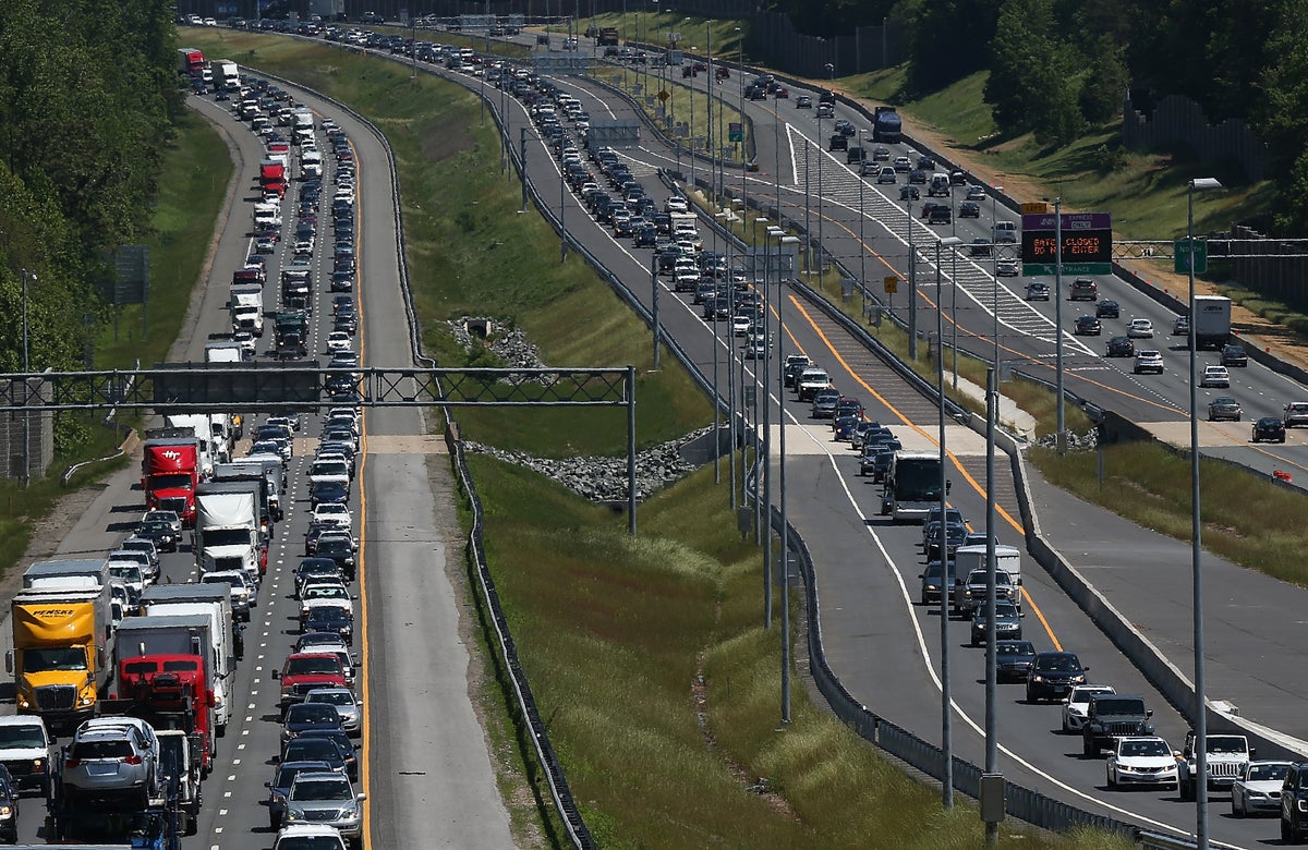 memorial-day-weekend-travel-threatened-as-severe-thunderstorms-roll-across-northeast:-live