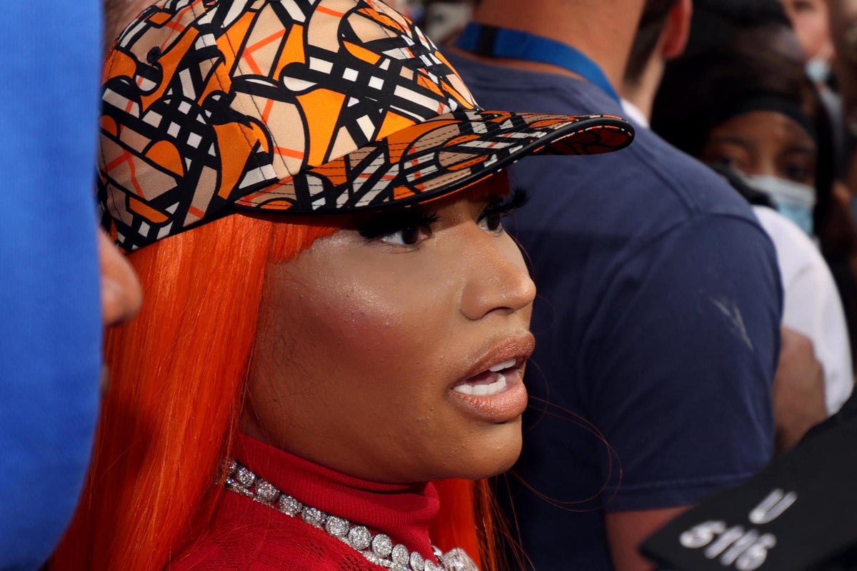 nicki-minaj-fans-hit-out-at-last-minute-gig-cancellation-after-amsterdam-arrest