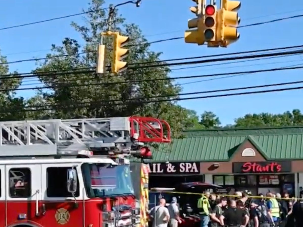 four-dead-and-nine-hospitalized-after-vehicle-smashes-into-long-island-nail-salon