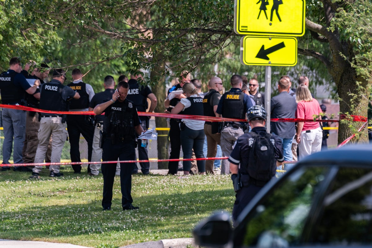 out-of-town-cop-working-rnc-fatally-shoots-black-man-‘with-a-knife’-one-mile-from-convention-arena