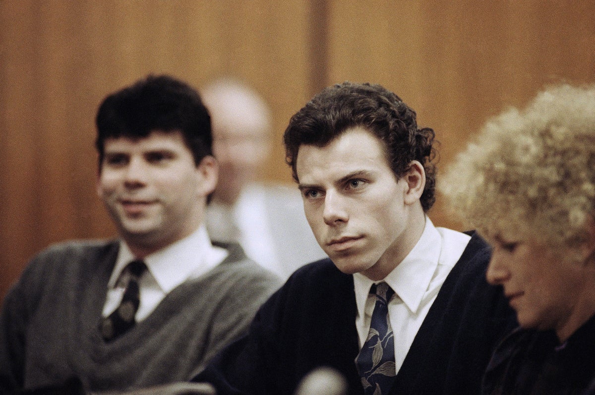 los-angeles-prosecutor-recommends-resentencing-menendez-brothers-for-1989-murders,-making-them-parole-eligible