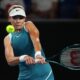 australian-open-live:-katie-boulter-in-battle-to-join-emma-raducanu-in-second-round