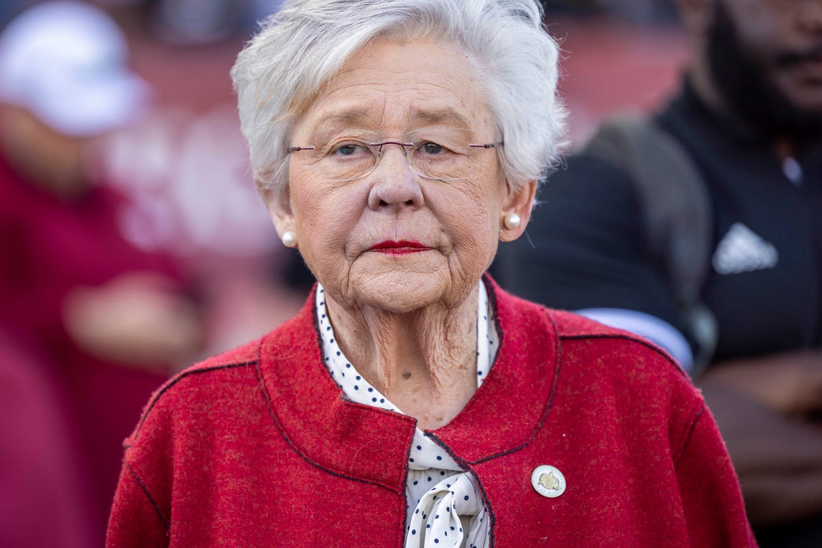 most-of-the-families-applying-for-alabama’s-new-school-vouchers-have-kids-in-non-public-schools