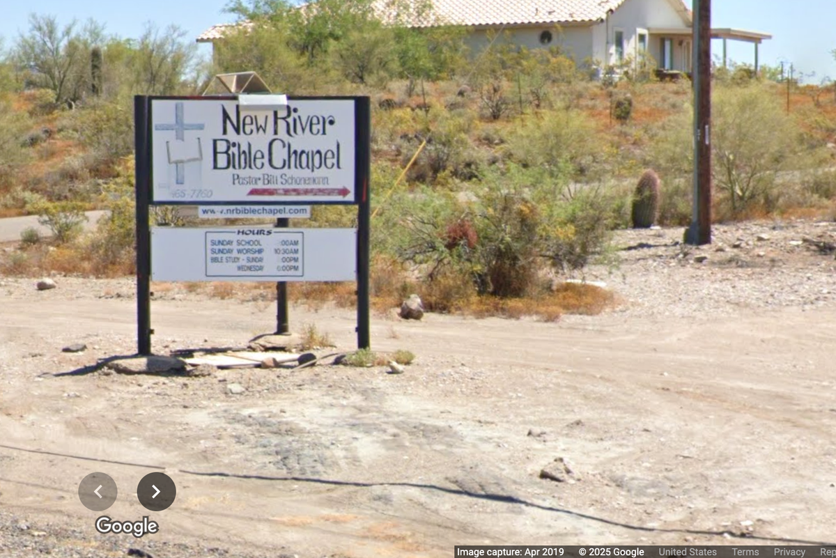 cops-hunt-for-killer-after-arizona-pastor,-76,-is-found-murdered-on-his-bed-with-his-hands-pinned-to-the-wall