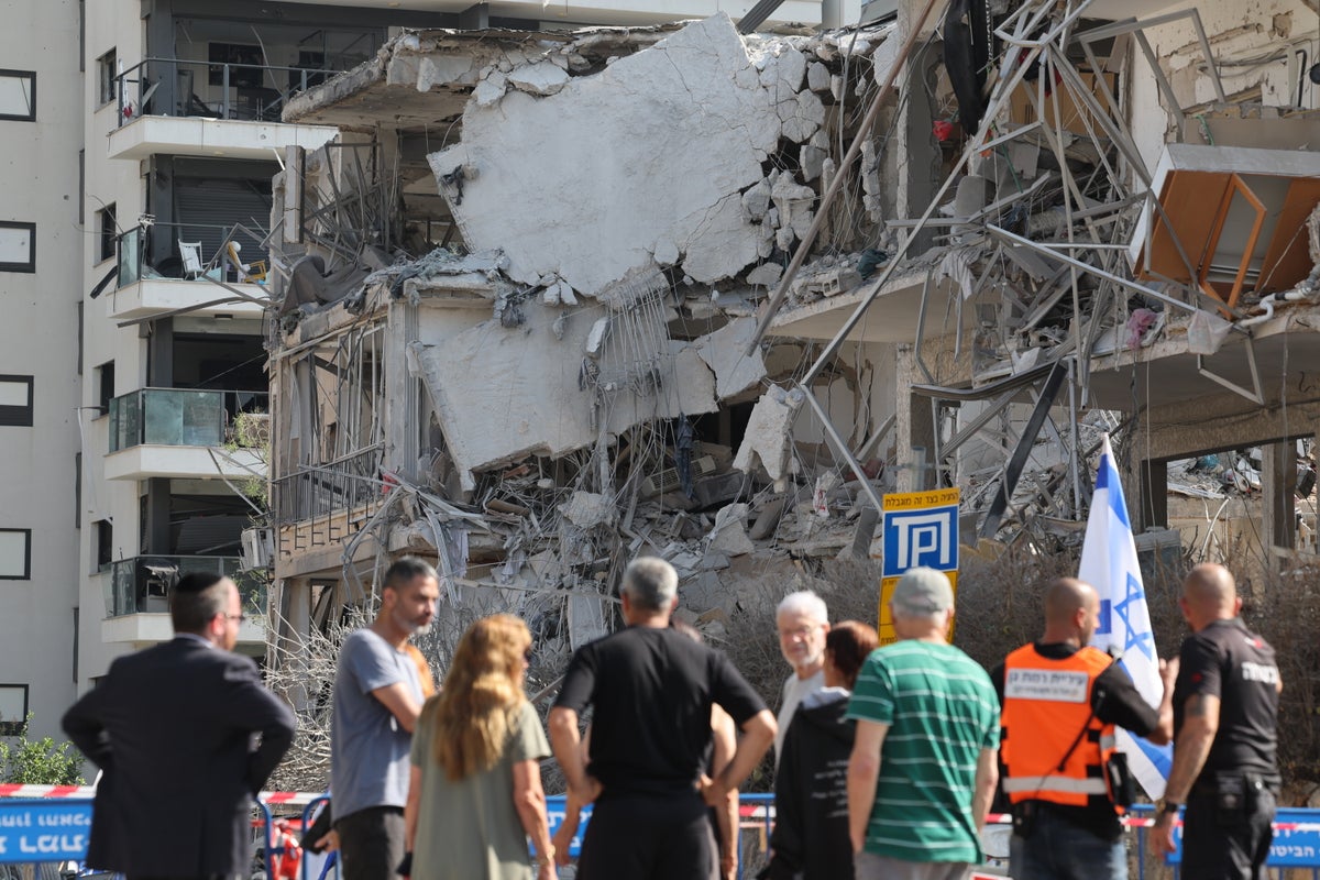 israel-iran-latest:-iran-threatens-to-strike-uk,-us-and-france-military-bases-if-they-defend-israel