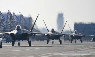 us-is-moving-additional-f-16,-f-22-and-f-35-fighter-jets-to-middle-east