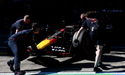 f1-austrian-gp-live:-max-verstappen-crashes-out-of-race-as-norris-battles-with-piastri