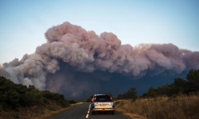 tourists-evacuated-as-france-continues-to-battle-biggest-wildfire-since-1949