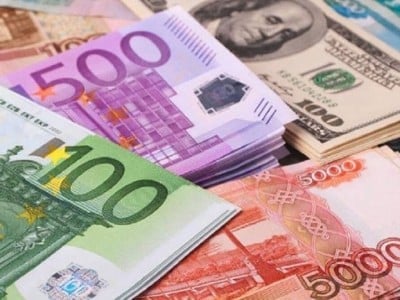 us-dollar-loses-ground-in-armenia
