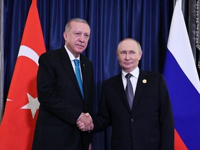 putin,-erdogan-confer-about-regional-issues