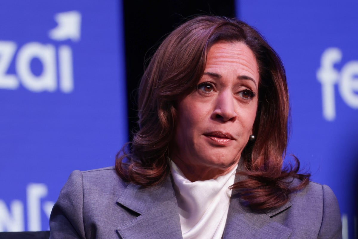 kamala-harris-appears-to-blame-‘people-not-voting’-for-2024-loss-to-trump-as-book-tour-gets-off-to-rocky-start