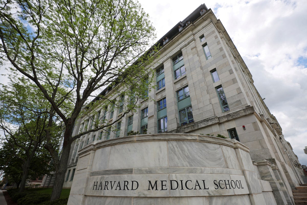 ‘intentional’-explosion-at-harvard-medical-school,-two-people-seen-running-from-the-building