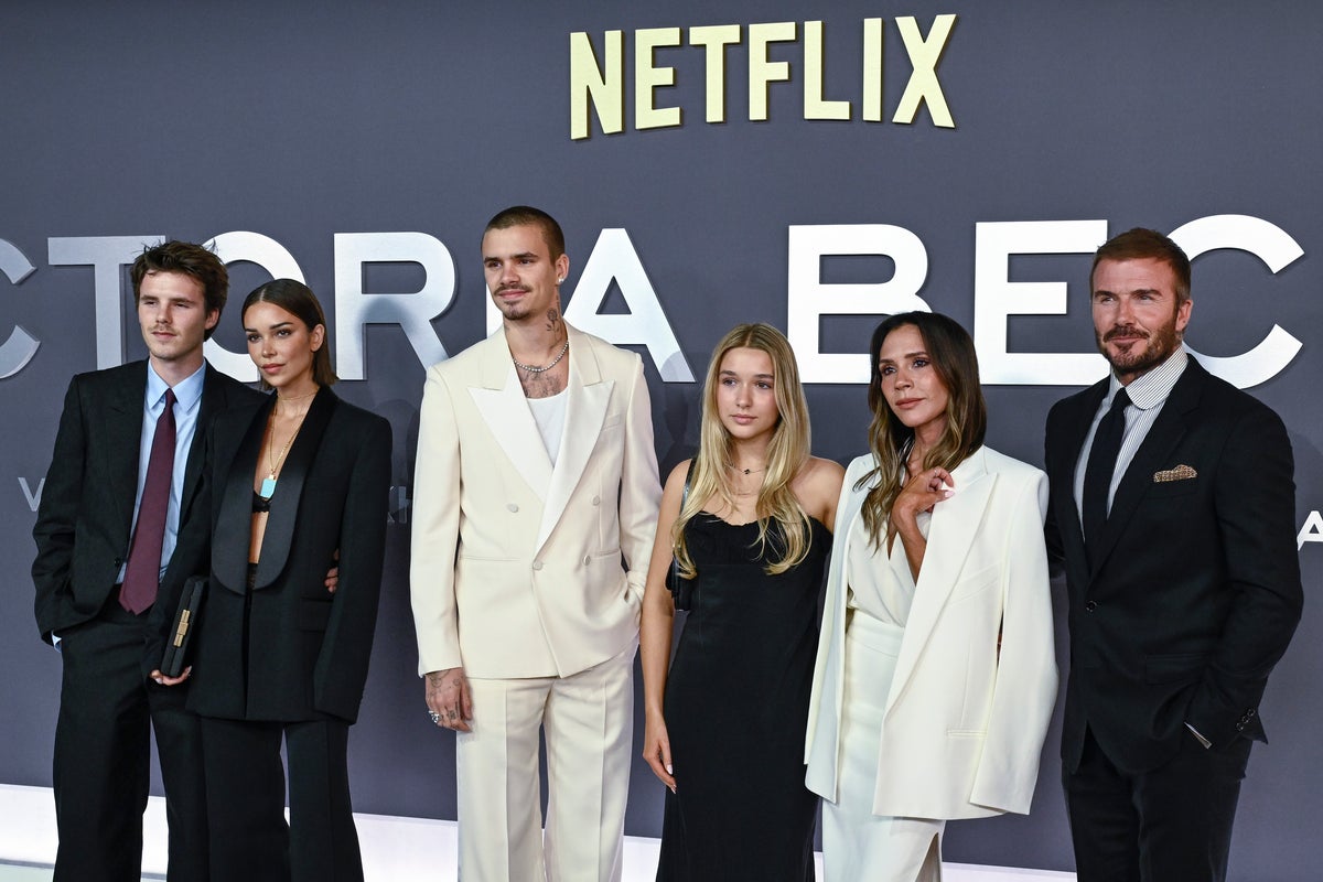 david-beckham-shares-2025-round-up-featuring-entire-family-except-son-brooklyn-amid-feud