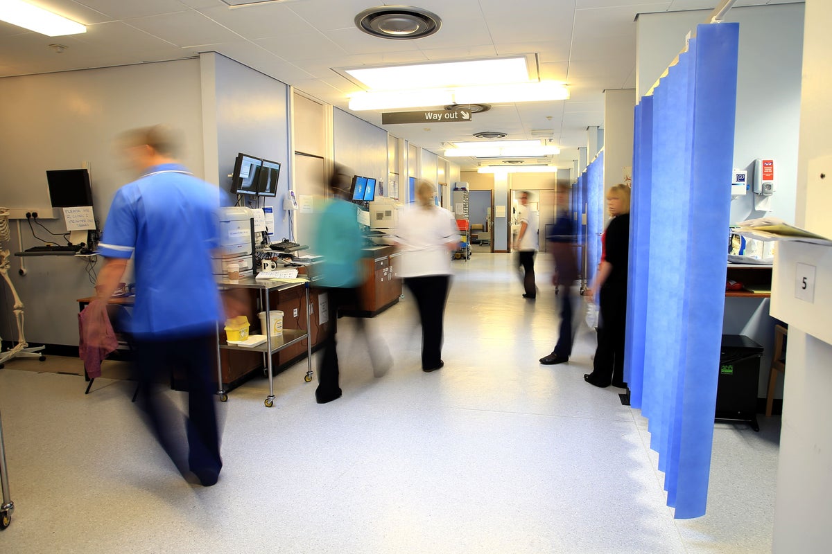 12-hour-a&e-waits-soar-to-record-high-in-england