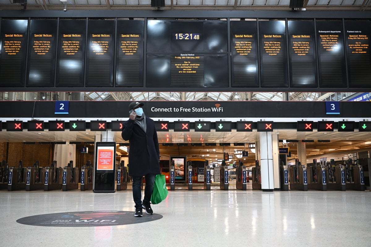 two-london-railway-stations-to-close-for-22-days-this-summer