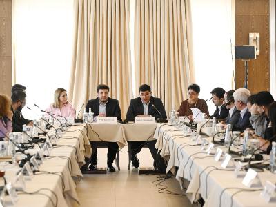 armenian,-azerbaijani-civil-society-members-meet-in-azerbaijan