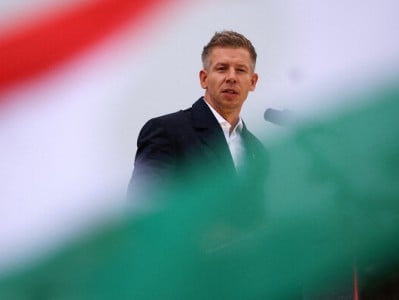 hungary’s-future-pm-says-he-won’t-call-trump,-urges-putin-to-stop-war-in-ukraine