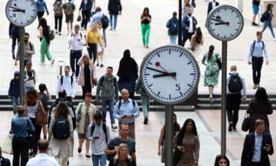 uk-to-‘flirt’-with-recession-and-250,000-to-lose-jobs-amid-iran-war-fallout,-warn-forecasters