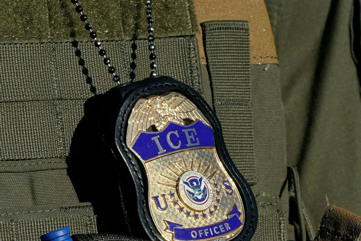 immigration-agent-charged-with-assaulting-protester-outside-colorado-ice-facility