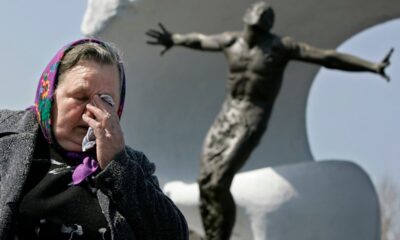 ap-was-there:-early-chernobyl-victims-buried-in-moscow-cemetery