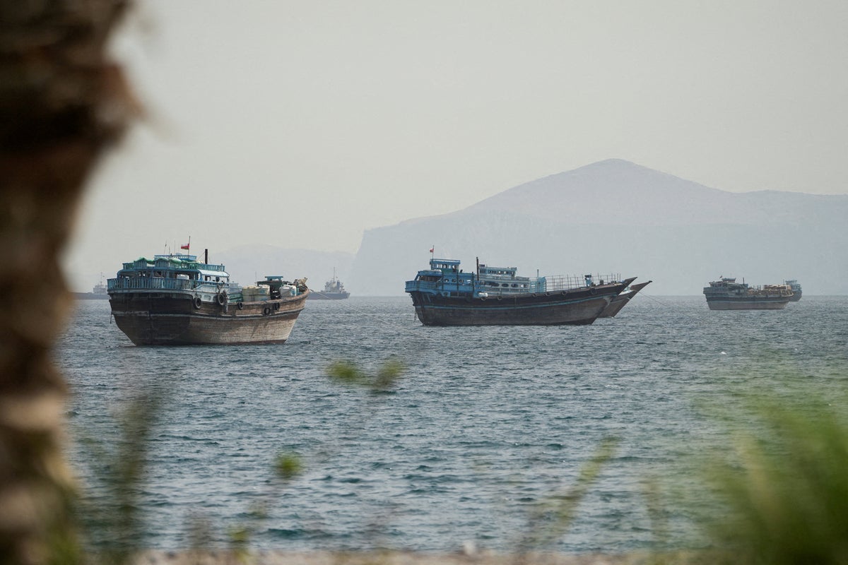 us-strikes-iranian-boats-and-missile-sites-to-‘protect-our-troops’
