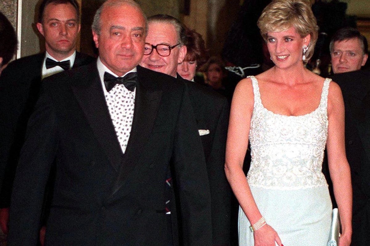 earl-spencer-says-he-has-‘never-got-over’-the-death-of-diana